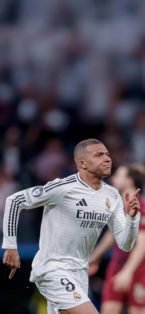 火箭重返西部第五坐稳位置！申京狂砍23+11+7化身全能控场中锋，传球视野无敌还能硬凿内线，五年1.85亿这合同血赚不亏