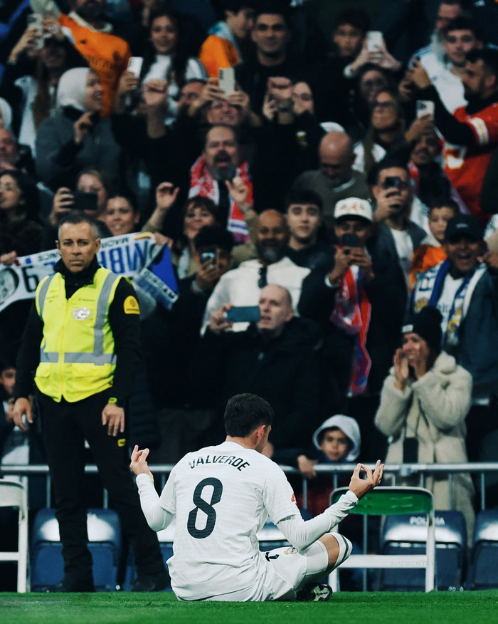 国足vs乌兹别克斯坦 岛民上岛！老董聊球