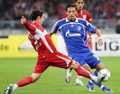 《吸血鬼生存者》评测：子弹天堂的极致生存体验