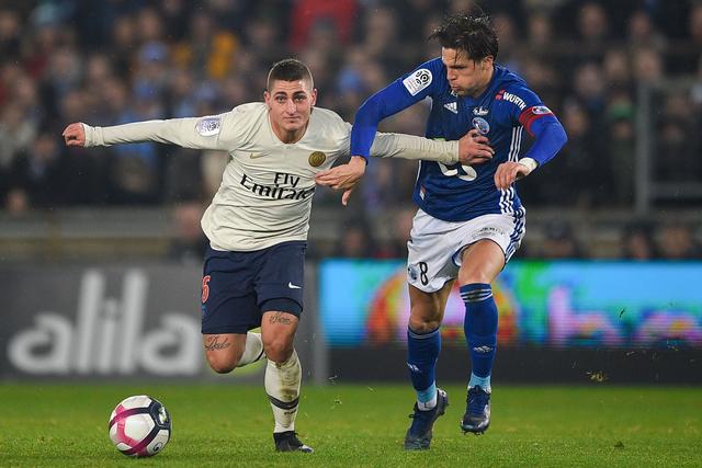 东契奇空砍39分詹姆斯29+9 湖人惨败黄蜂