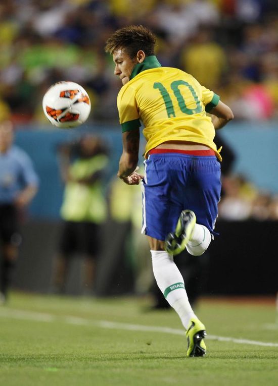 周三015意甲前瞻：国米主场携争胜战意强攻，莱切保级求生拼极限韧性